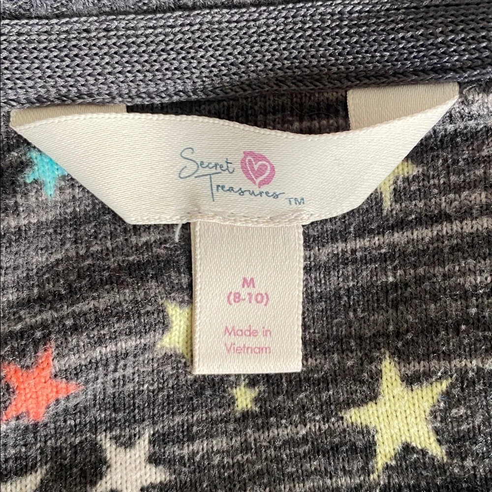 Secret Treasures Star Print Pajama Top Womens Sz Medium Grey
